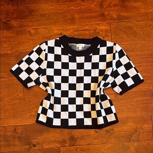 Debut Monochrome Checkered Crew Neck Sweater